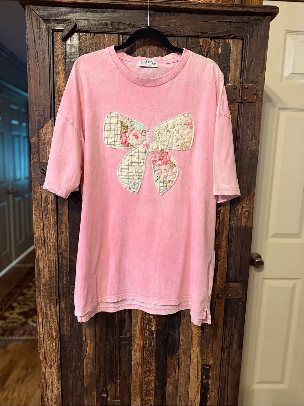 Lalas Apparel Women’s L Pink Bow Patch Oversized T-Shirt Cottagecore Coquette